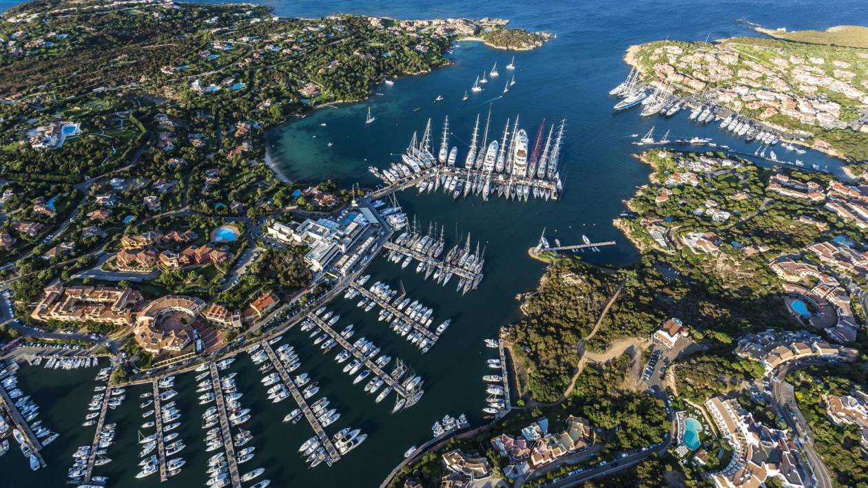 Trovare escort di lusso a Porto Cervo