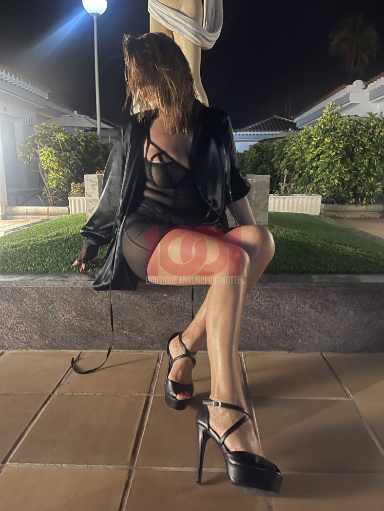 Foto copertina di Eva Veraldi